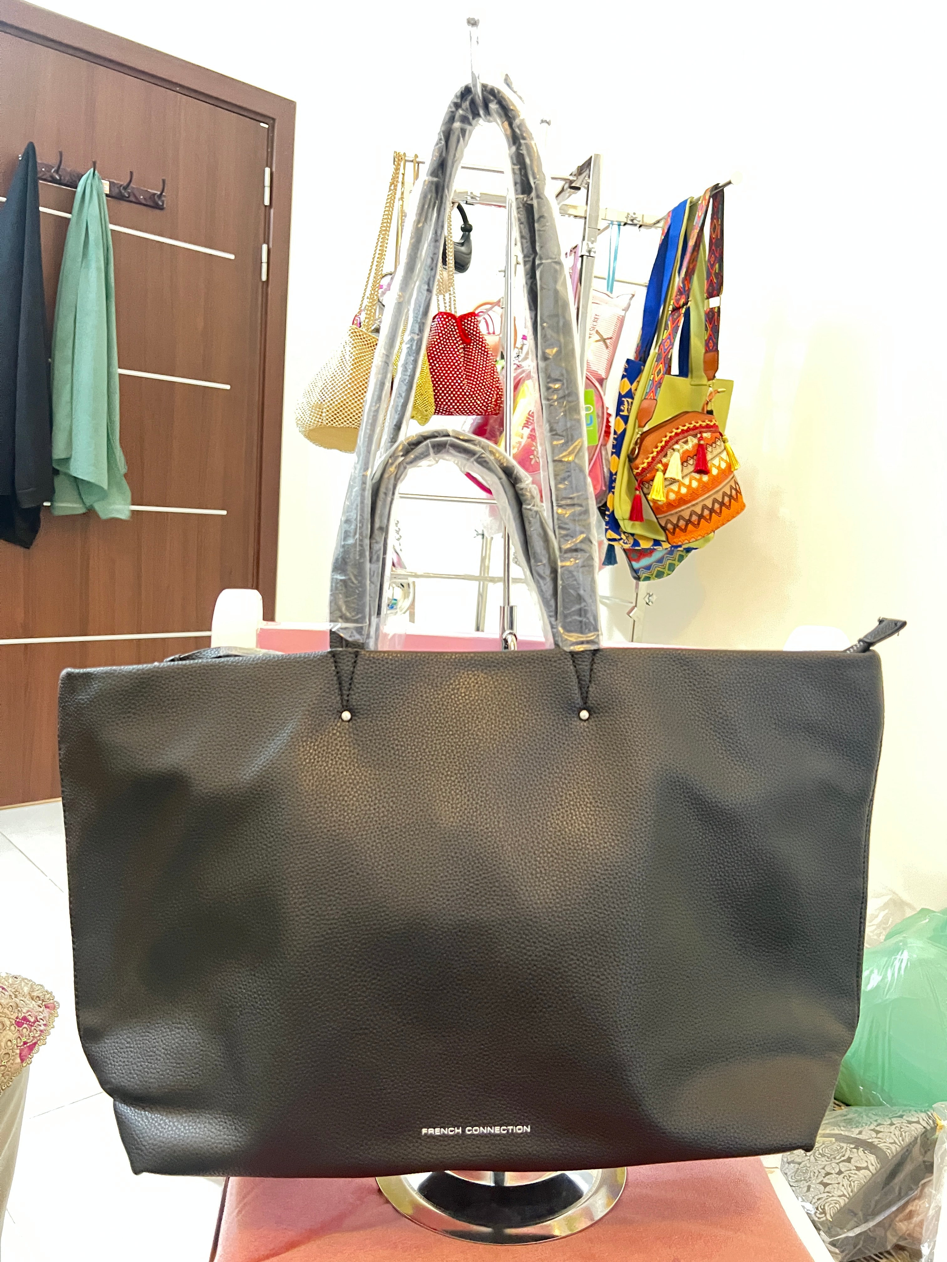 Large Pebbled Leather Tote Bag for Women – French Connection Style | Pakistan