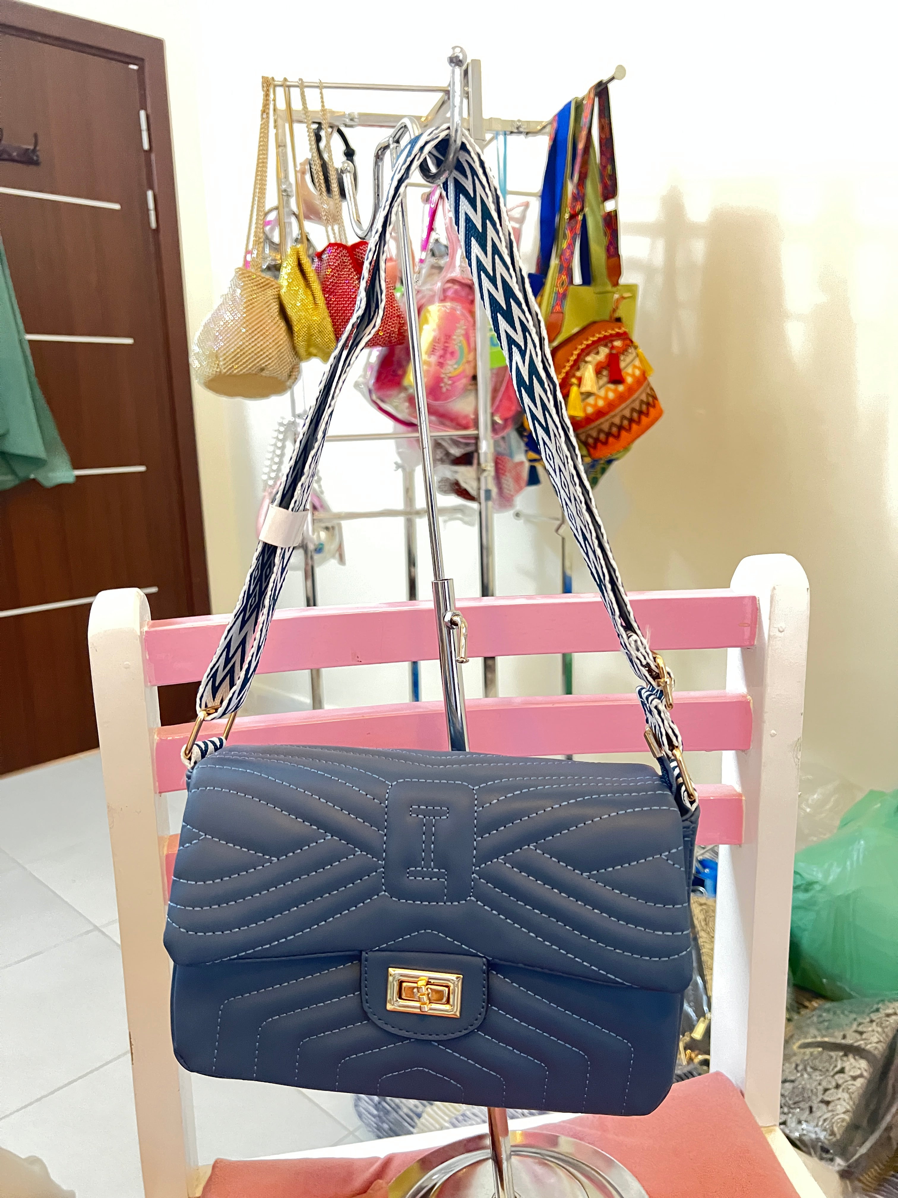 Premium Quality Leather Handbag for Women – Spacious Tote Bag in Pakistan