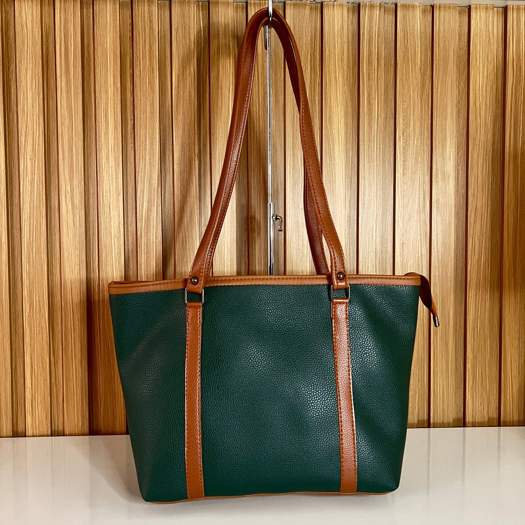 Large Emerald Green Tote Bag for Women Front Hanging View – Spacious Shoulder Handbag with Zip Closure for Office & University